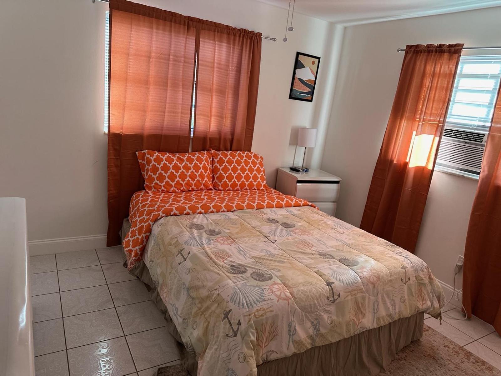 Whole House+Renovated+Pool+Lanai+Bbq+Close To All West Palm Beach Exterior photo